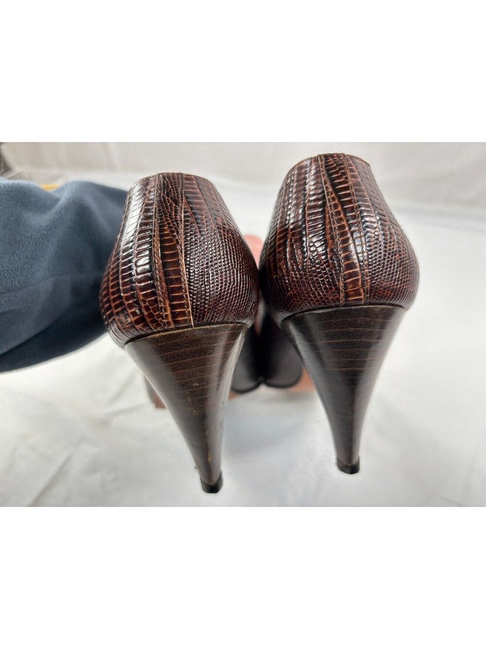 Ellen Tracy Made in Italy Leather Slip On Heels 7 brown - Picture 6 of 11